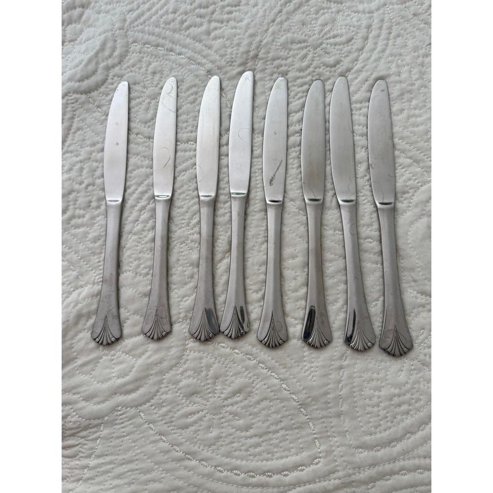 Pfaltzgraff Ashcroft Dinner Knives Set of 8 Silver Stainless Steel Shell Handle